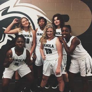 Meet your Posher, Victoria